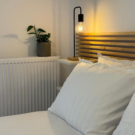Beautifully Renovated Apartment In Kavala, Bright And Luminous Esterno foto